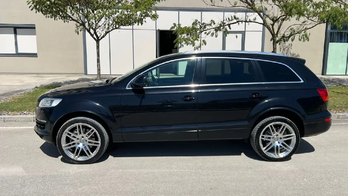 Audi q7 (1)