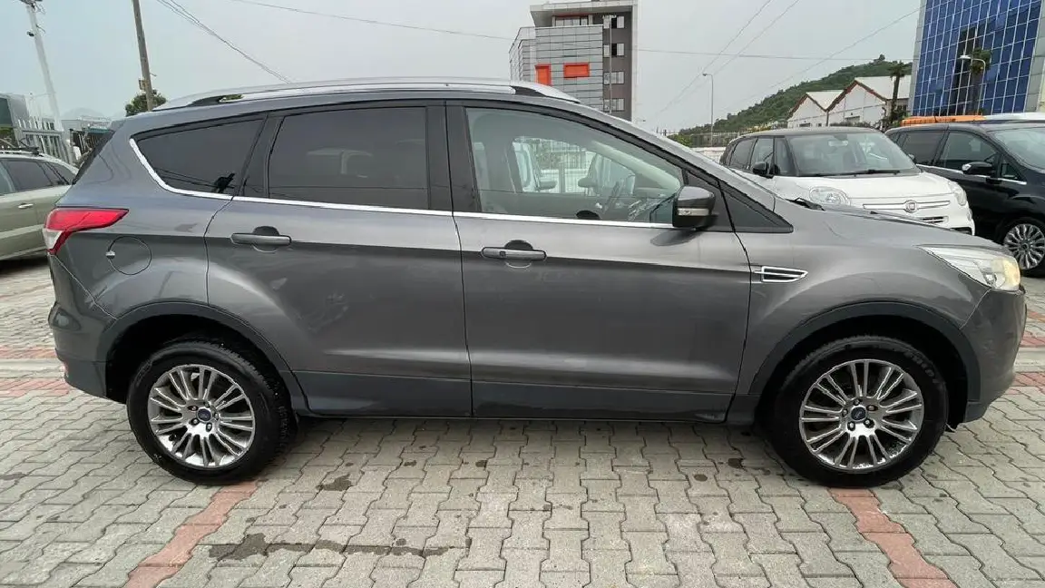 FORD (1)