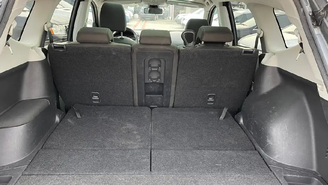 NISSAN (6)