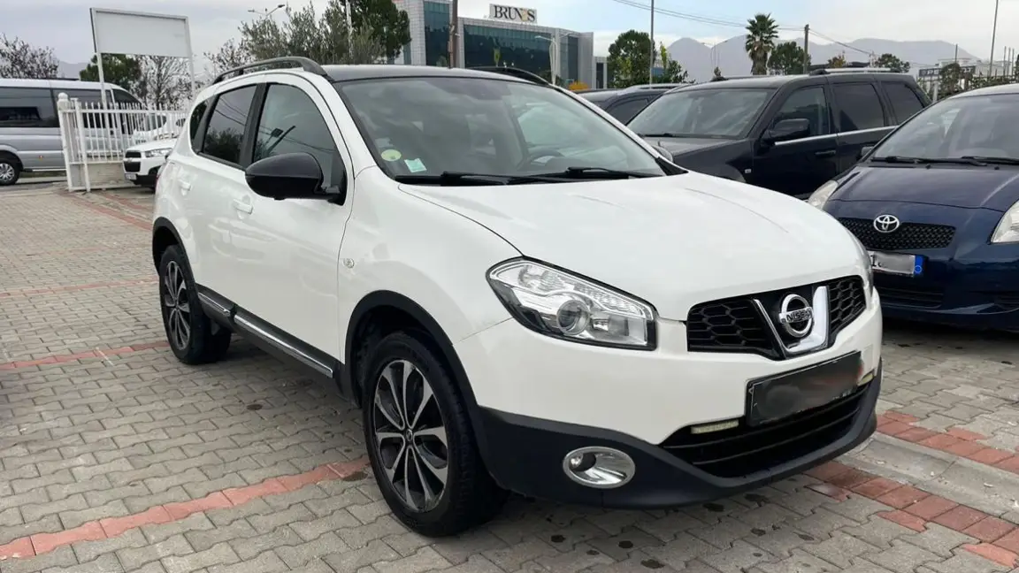 Nissan (1)