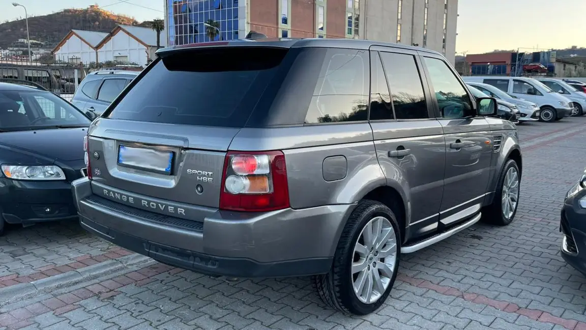 Range rover (2)