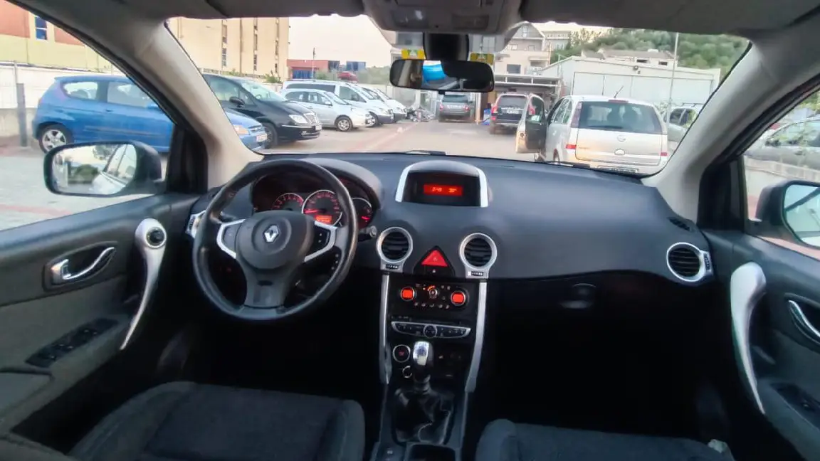 Renault (4)
