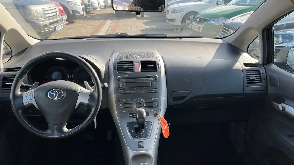 Toyota (4)