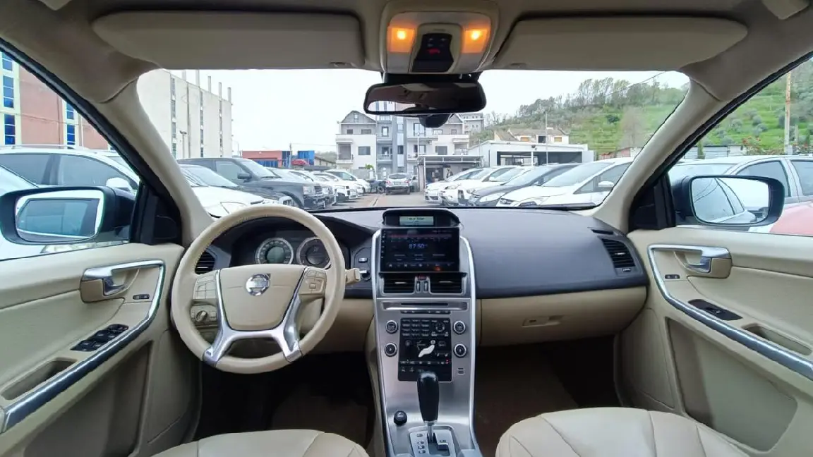 VOLVO (3)