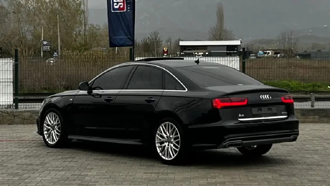 Audi A6 (6)