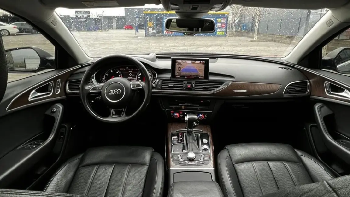 Audi A6 (7)