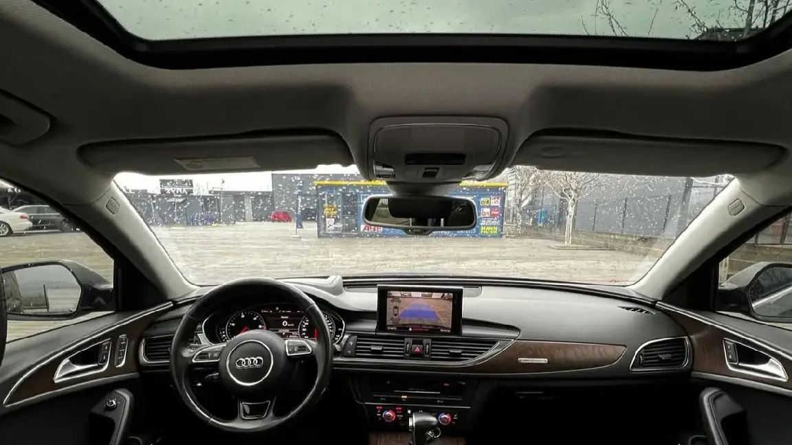 Audi A6 (8)