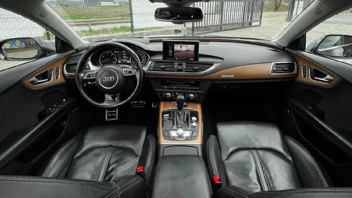 Audi A7 (2)