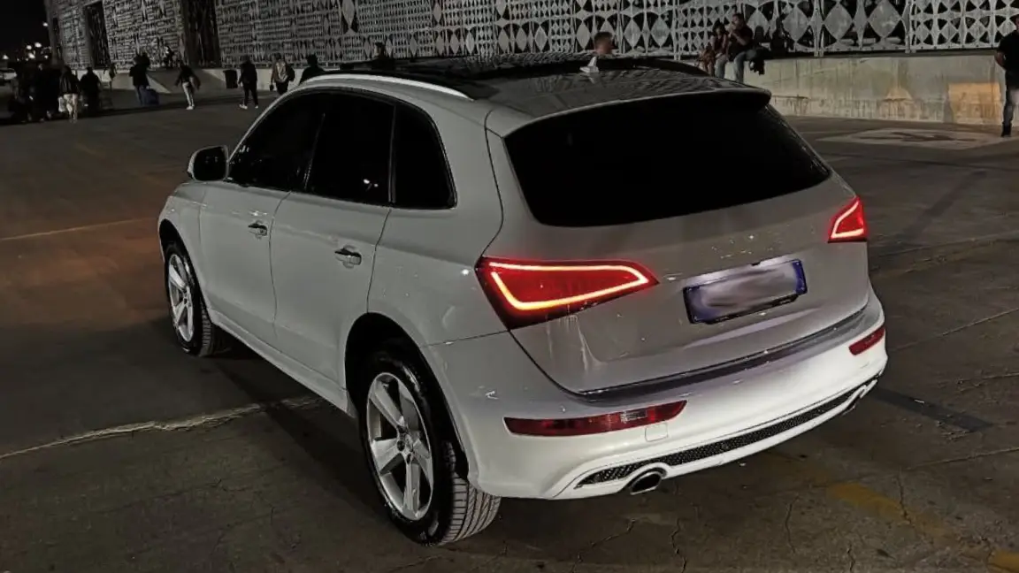 Audi Q5 (1)