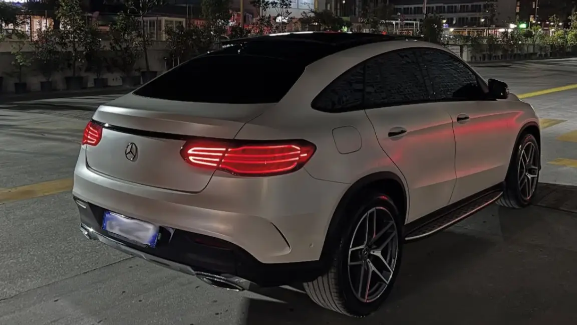 GLE (4)