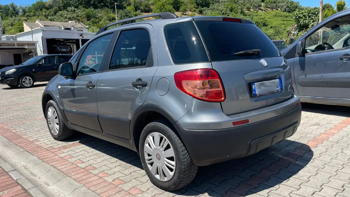 FIAT (2)
