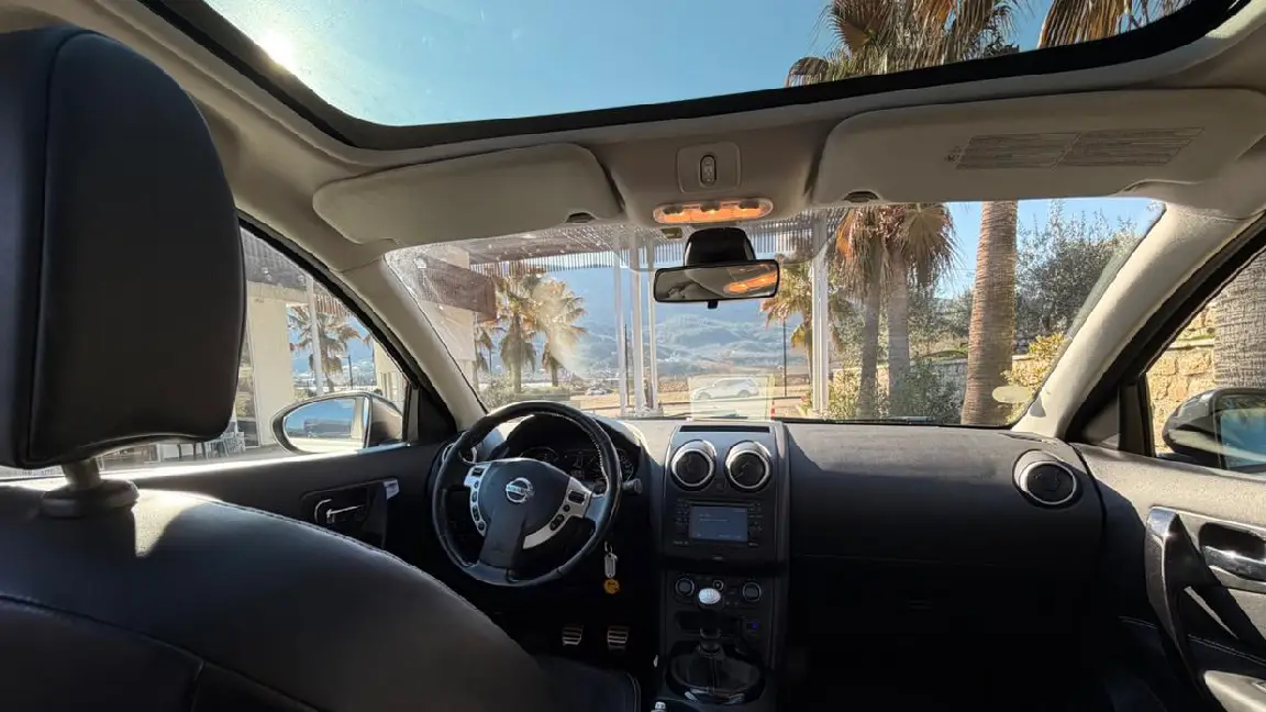 NISSAN (8)
