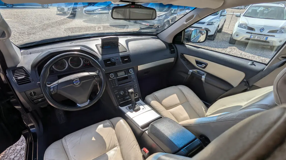 VOLVO (5)