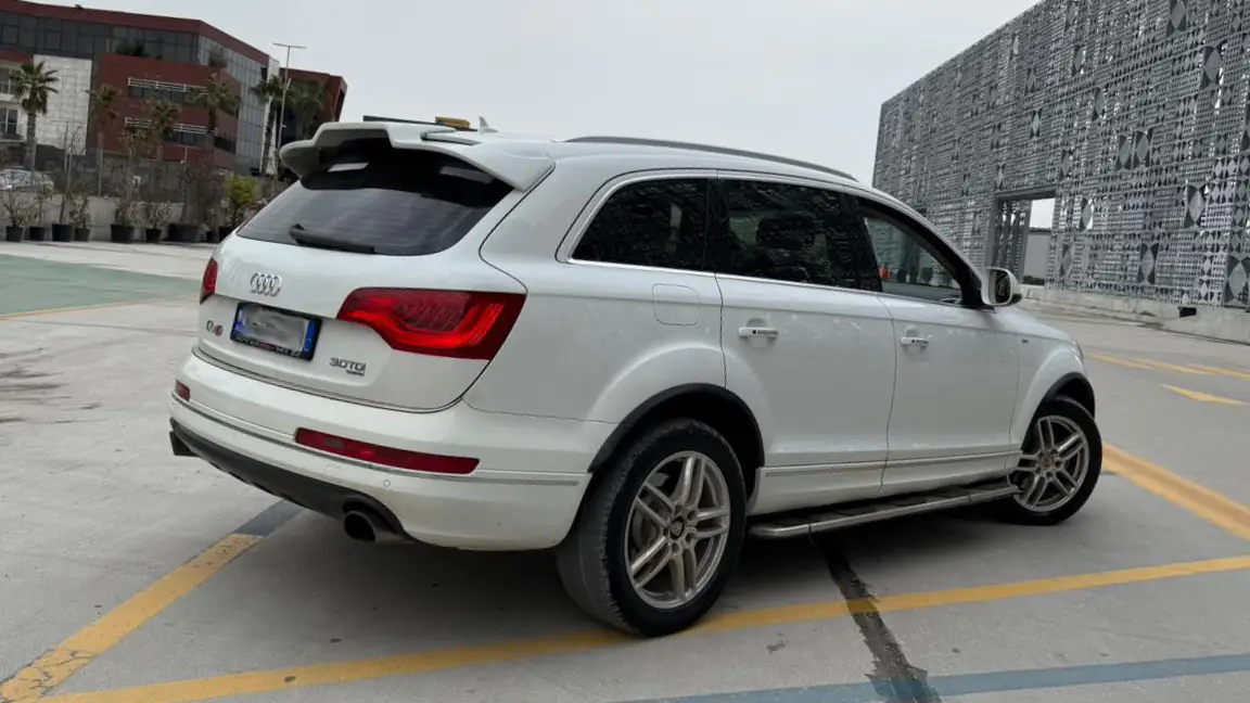 Audi q7 (3)