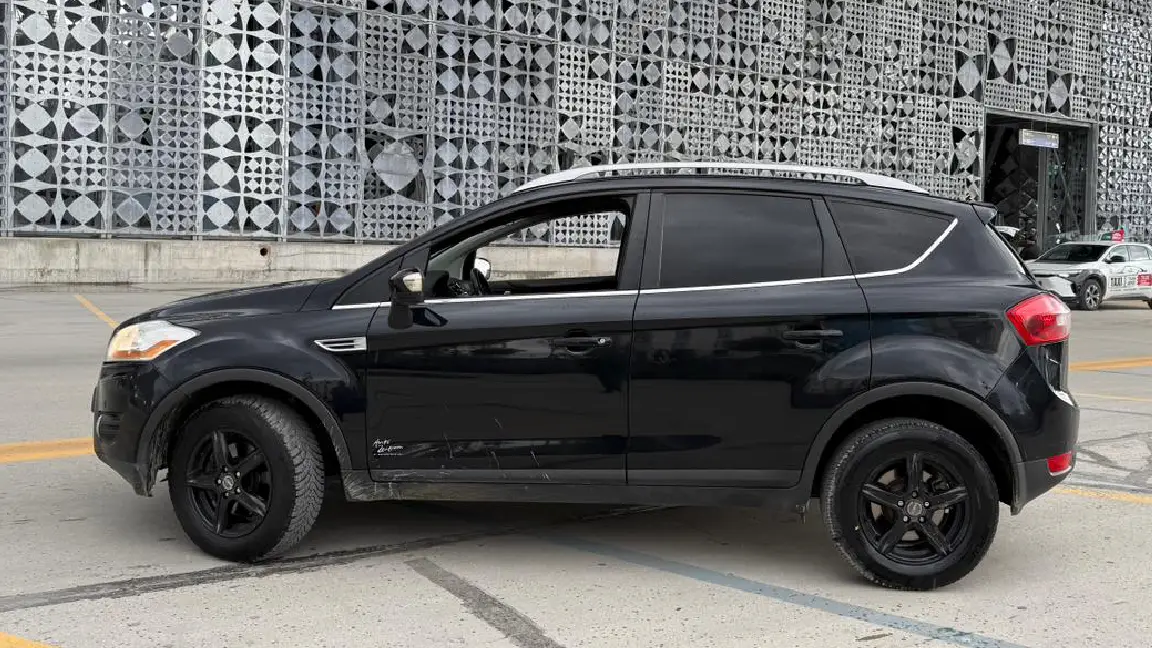 Ford Koga (1)