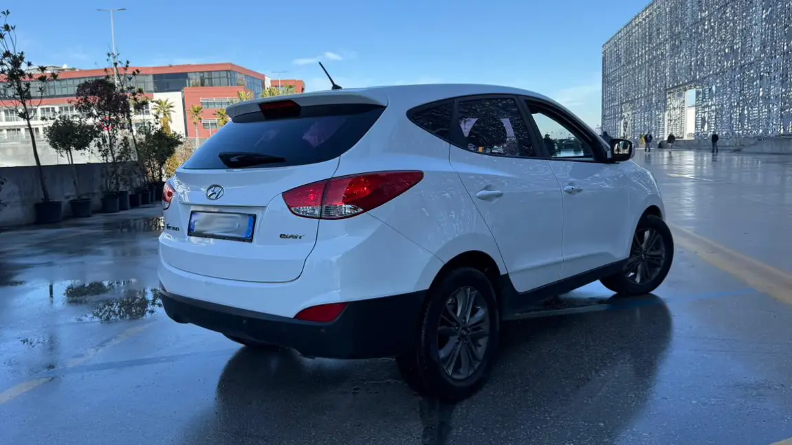 Hyundai (4)
