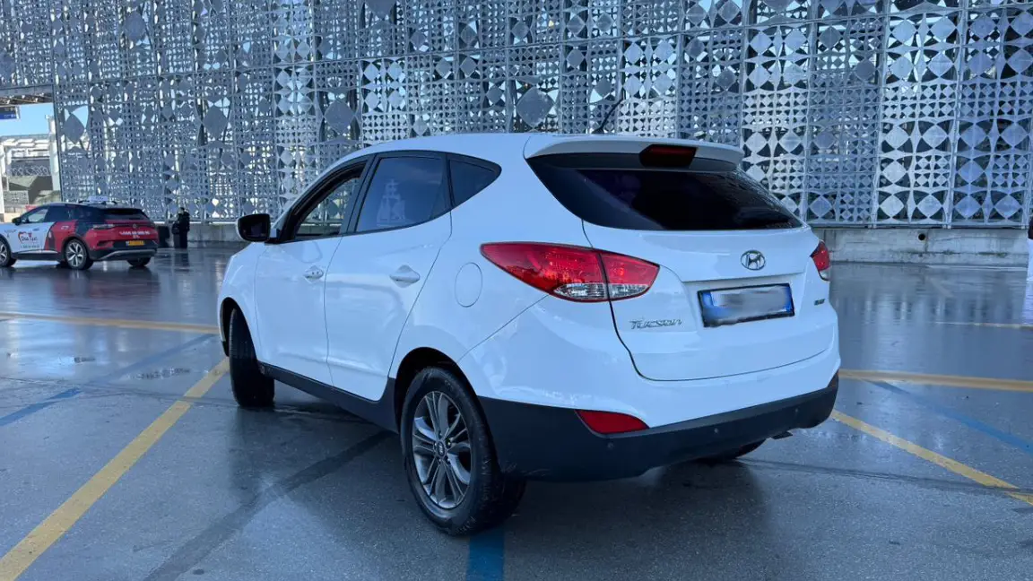 Hyundai (5)