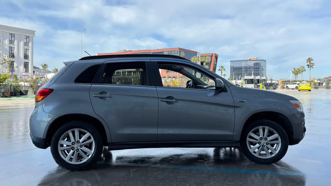 Mitsubishi (3)