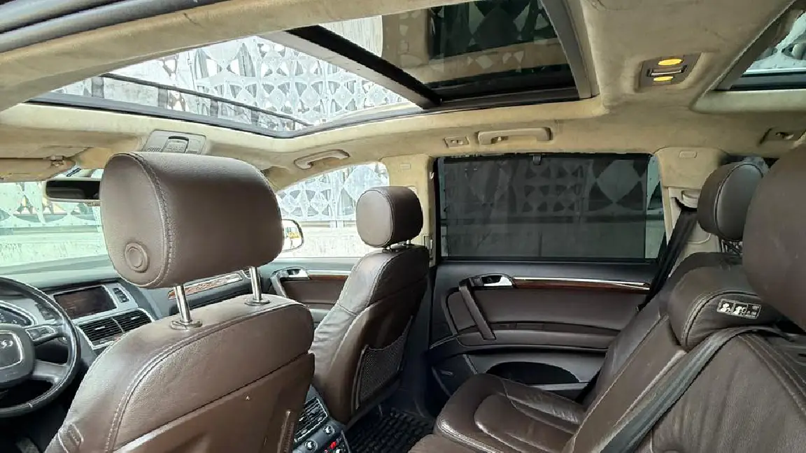 Audi Q7 (5)