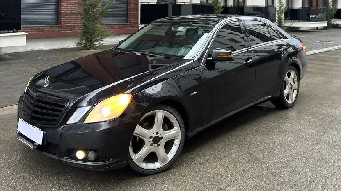 E CLASS (4)