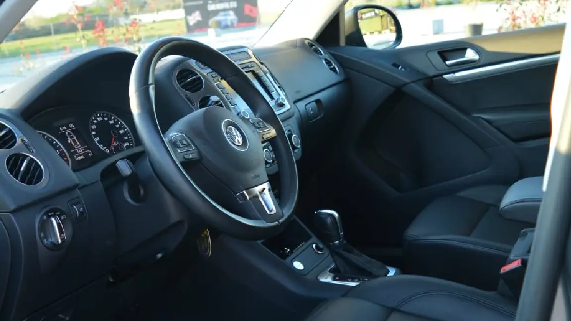 TIGUAN (8)