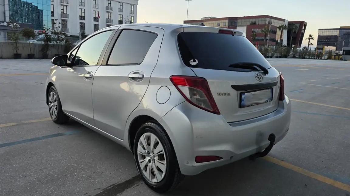 TOYOTA (6)