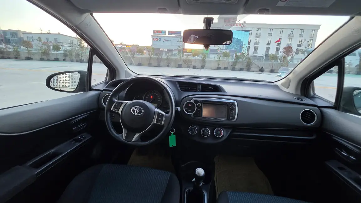 TOYOTA (7)