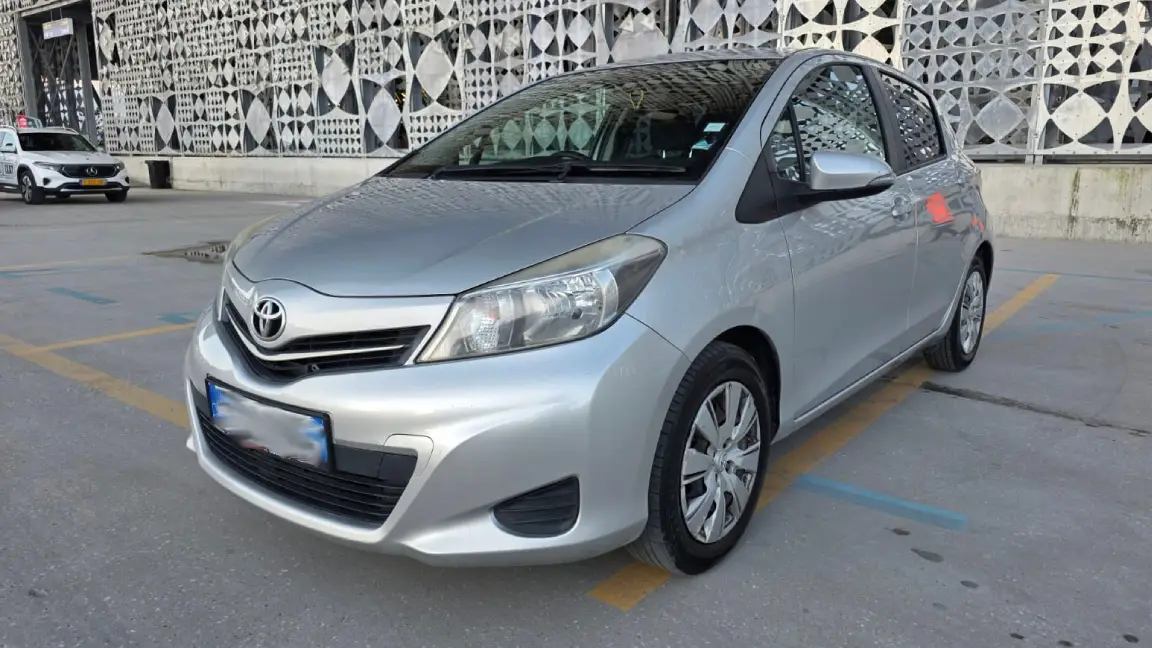 TOYOTA (9)