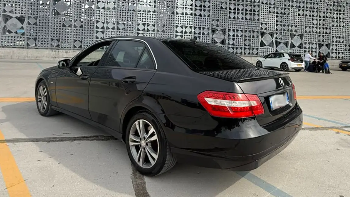 e class (2)