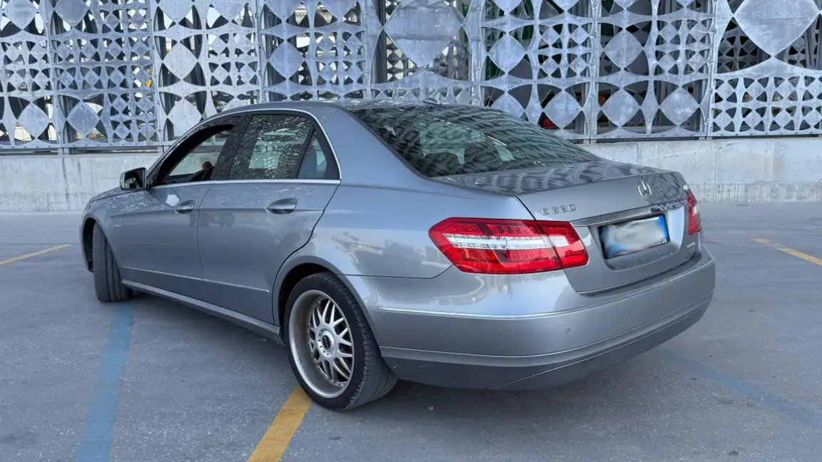 e class (4)