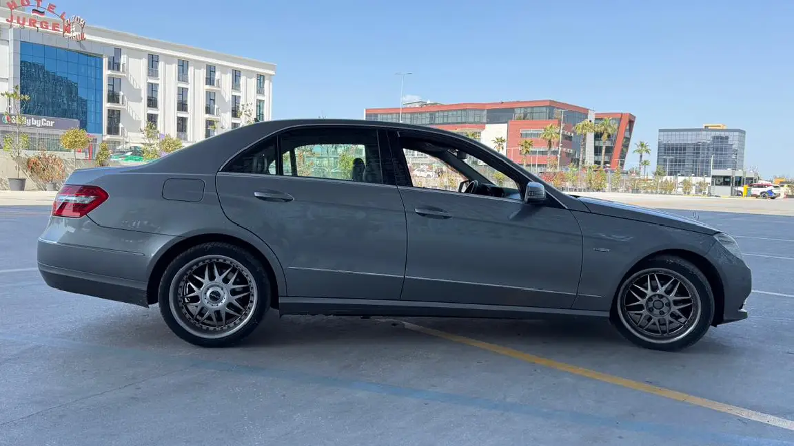e class (6)