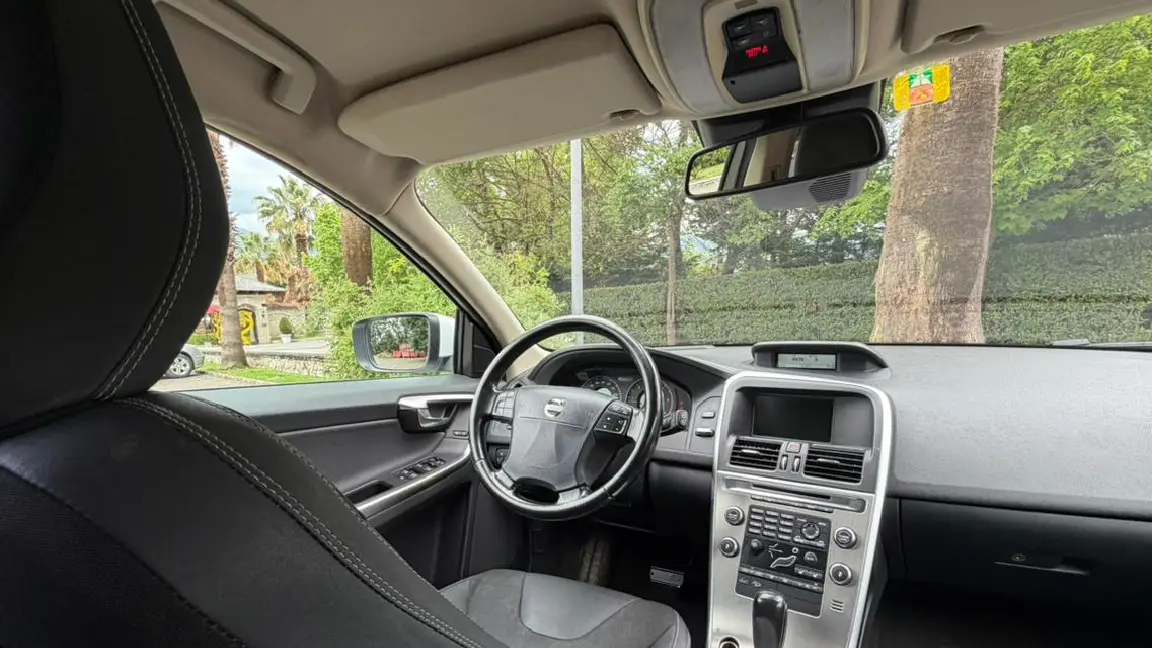VOLVO (4)