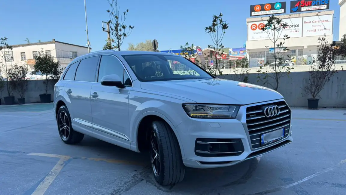 AUDI Q7 (9)