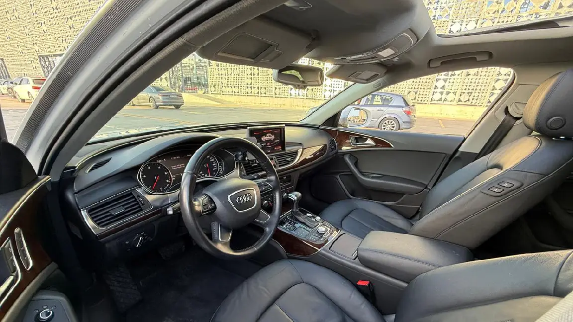Audi A6 (3)