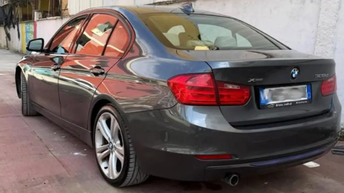 BMW SERIA 3 (1)