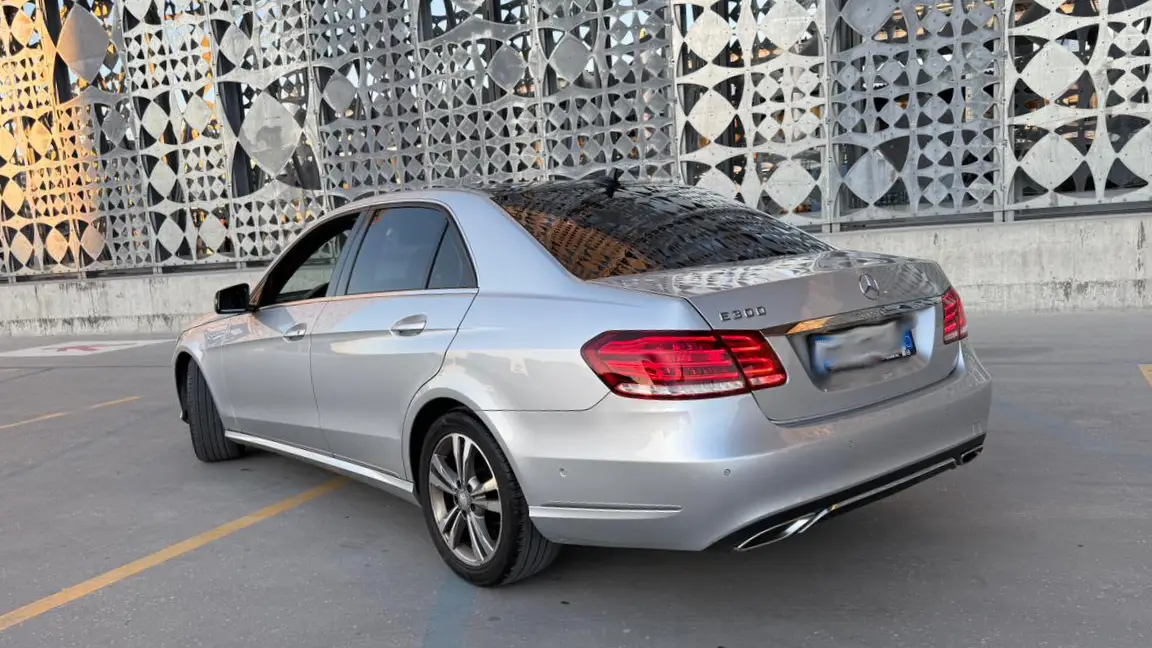 E CLASS (13)