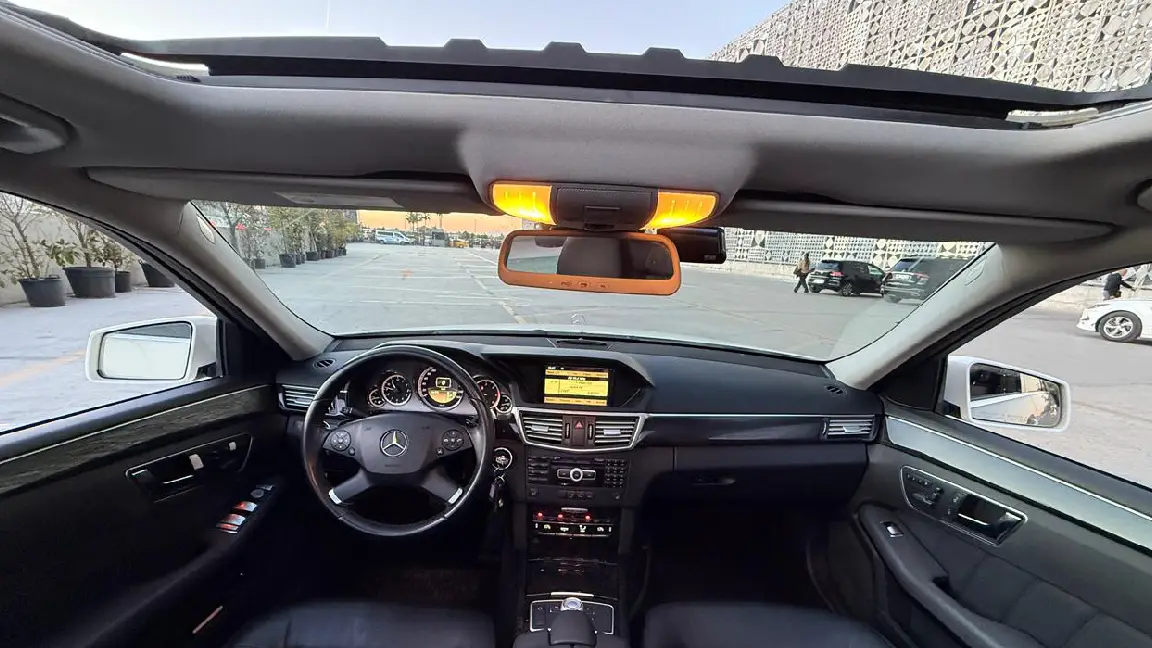 E CLASS (6)