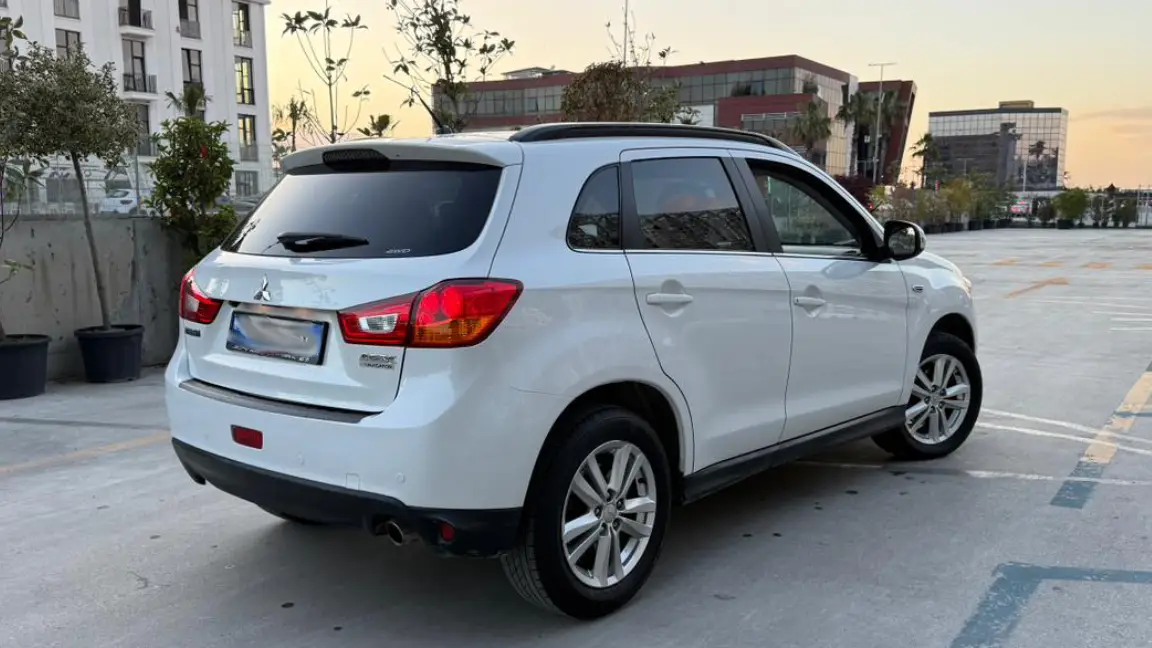 Mitsubishi (6)