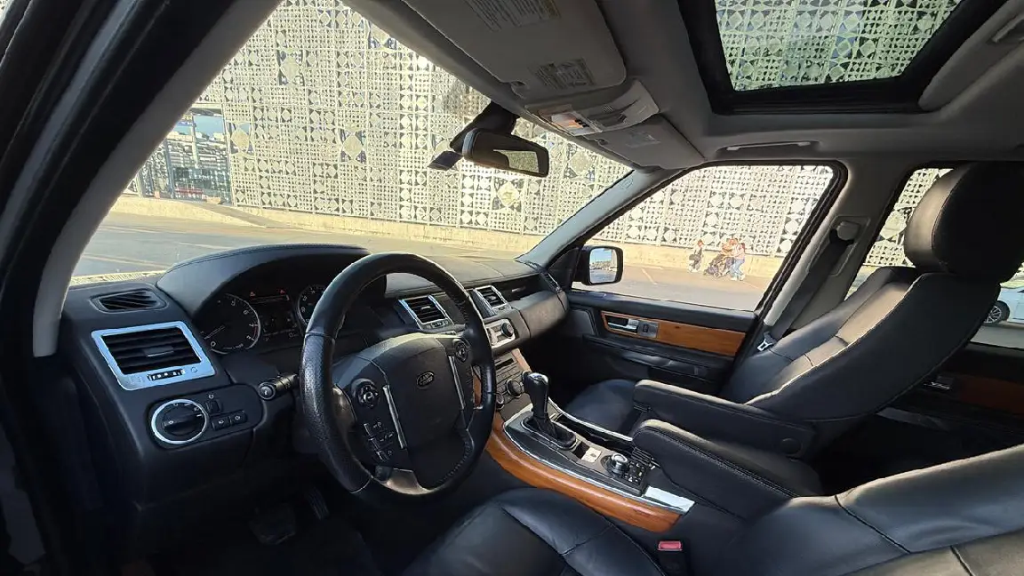 Range rover