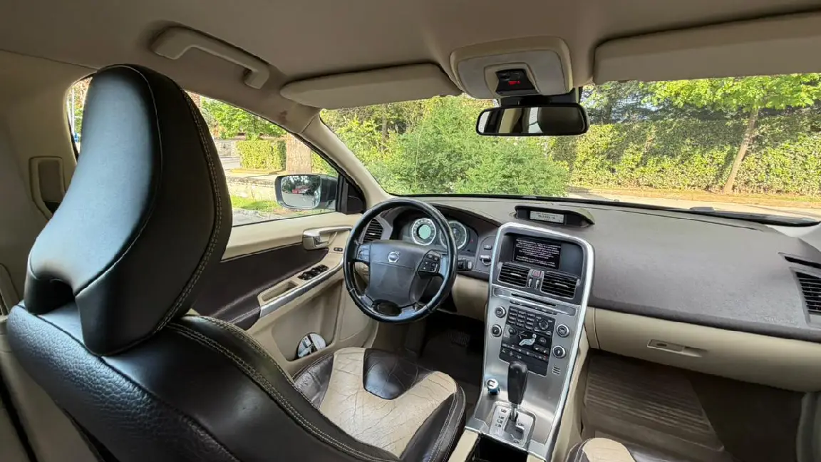 VOLVO (2)