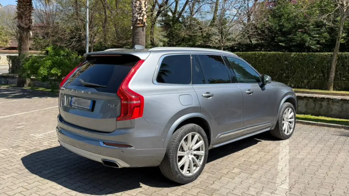 VolVO (12)